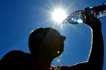  موجة حر تصل إلى 45 درجة من السبت إلى الأربعاء بعدد من مناطق المغرب