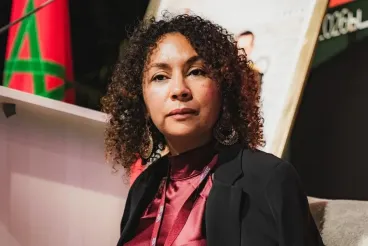 «Madame Bovary, ma mère et moi» : Samira El Ayachi au plus près du récit intime et politique