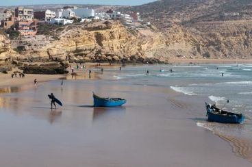 تقرير للبنك الدولي يحذر من تأثير تآكل السواحل المغربية على الاقتصاد