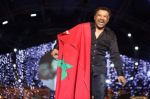 Le drapeau marocain dans le nouveau clip de Cheb Khaled irrite des internautes algériens