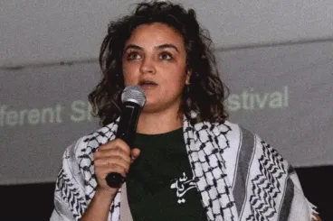GenZ : l’activiste Zineb El Kharroubi, installée en France, arrêtée à l’aéroport de Marrakech