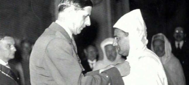 Sultan Mohammed receiving the Order of Liberation on the 19th of June 1945./Ph. DR