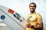 JO 2024 : le surfeur marocain Ramzi Boukhiam qualifié pour le 2è tour