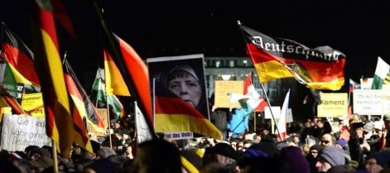 Germany : More than 900 assaults reported against Muslims and Islamic places in 2017