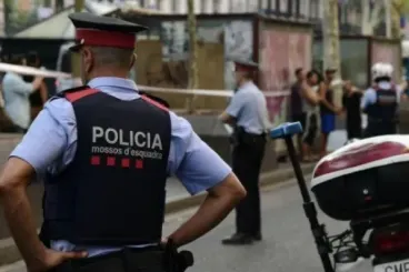 إسبانيا: تقكيك شبكة متخصصة في تهريب هواتف مسروقة إلى المغرب