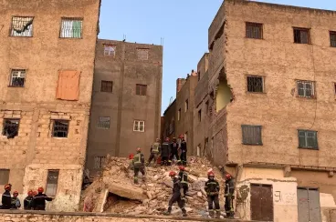انهيار عمارة سكنية بفاس: فتح بحث قضائي للكشف عن الأسباب وتحديد المسؤوليات 