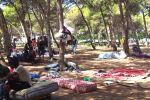 Survivre sous les arbres au coeur de Rabat : La situation des migrants refoulés au Maroc