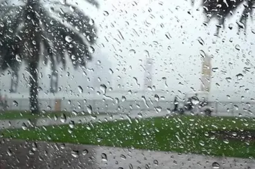 زخات رعدية قوية مرتقبة يومي الأربعاء والخميس بإقليمي أوسرد ووادي الذهب