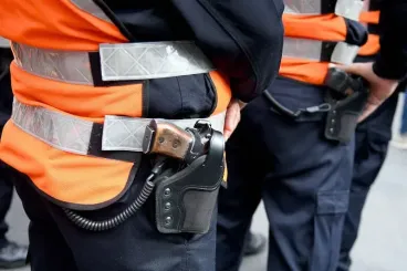 فتح تحقيق قضائي بعد انتحار شرطي بإطلاق النار على نفسه في أكادير