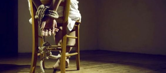 A group of young people kidnap, rape and torture a teenager for more than a month