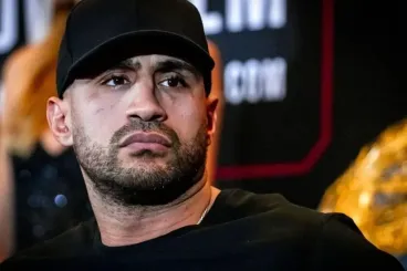 Community service and compensation for Badr Hari over assault on ex-partner