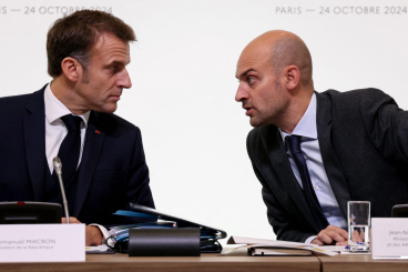 Crisis diplomática entre París y Argel: Francia expulsa a su vez a diplomáticos argelinos