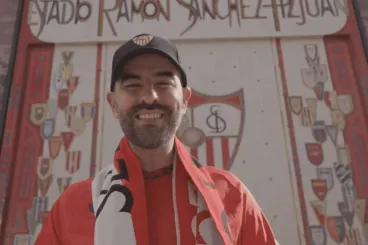 El Sevilla FC lanza un himno en árabe antes del partido amistoso contra el Wydad