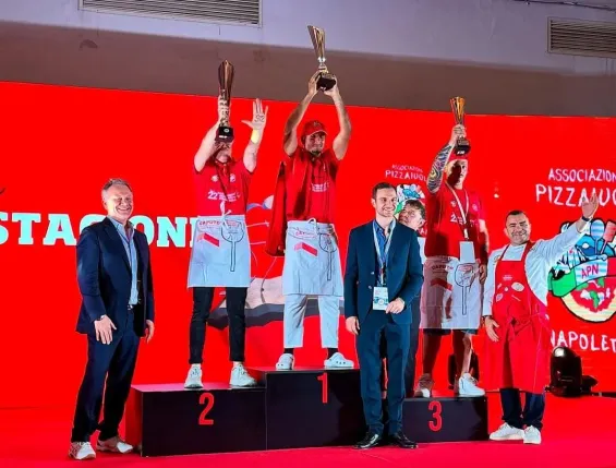 Moroccan Ayoub Ayache wins World Pizza Makers Championship in Naples