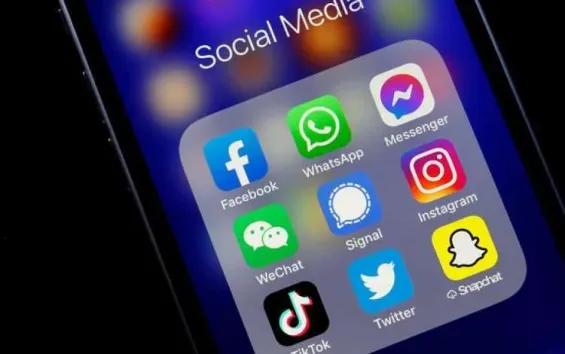 Internet tops as news source in Morocco, but trust remains low