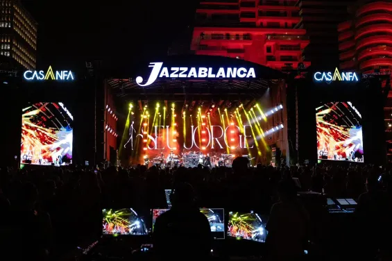 موسيقى ساحرة وطاقات مشتعلة في اليوم الثاني من Jazzablanca