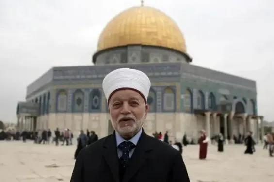 Mufti of Al-Quds : Aid from King Mohammed VI is a tangible act of solidarity with Gaza