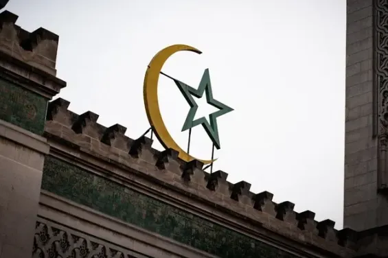 Pig heads found outside Paris mosques linked to foreigners who left France