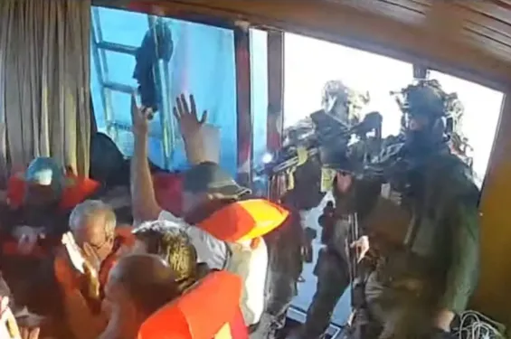Six Moroccans detained as Israel intercepts Sumud Flotilla bound for Gaza
