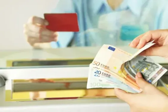 Moroccan overseas remittances rise to 92.73 billion dirhams by September