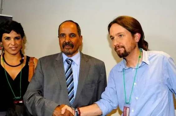 Pablo Iglesias with Mohamed Abdelaziz, former Polisario leader / Archive - DR