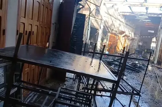 Fire engulfs Taza market shops causing significant damage
