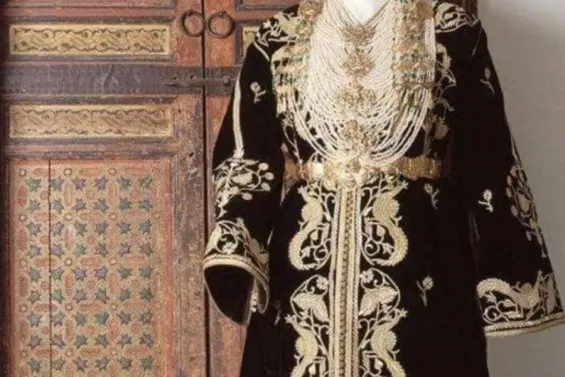 The Fes caftan is among the models previously appropriated by Algeria online.