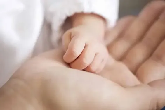 First baby of the year in Avignon targeted by racist remarks over his Arabic name
