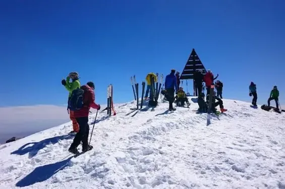 Three people missing after an avalanche on Mount Toubkal