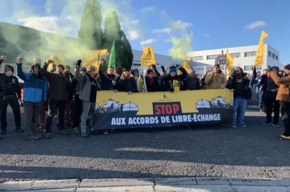 Spanish and French trade unions join forces against Sahara goods