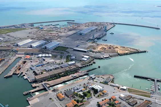 EBRD and Nador West Med sign €2.1M grant to boost sustainable development in Morocco