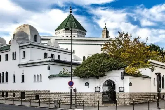 French Council of the Muslim Faith clarifies Ramadan start amid controversy