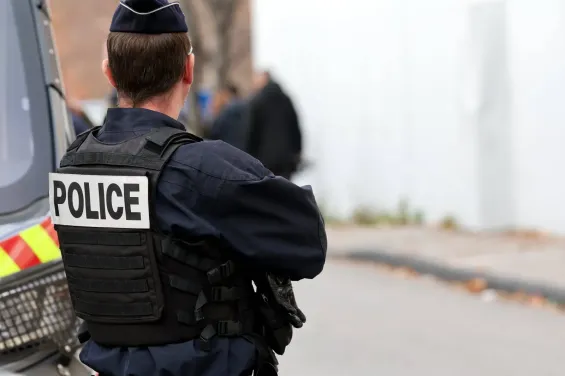 France arrests two Moroccan brothers for plotting terrorist attack