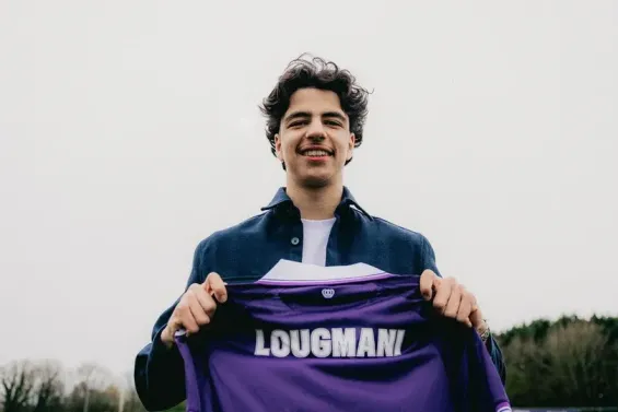 Moroccan Rami Lougmani signs his first professional contract with Anderlecht