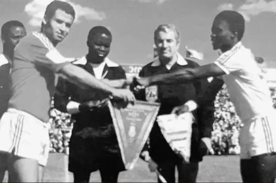 Ahmed Faras (Morocco) and Petit Sory (Guinea) / Archive