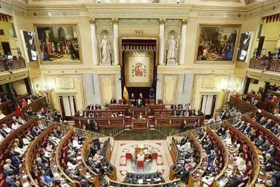 Sahrawis excluded from Spain’s mass regularization, lawmakers protest