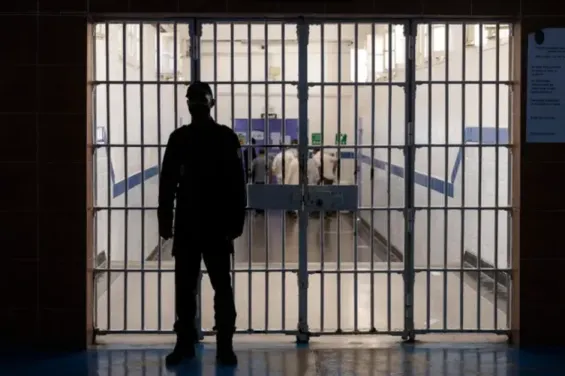 French teacher in Kenitra sentenced for insulting Islam and indecency against minors