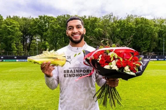 Ismaël Saibari named best player in the Dutch league