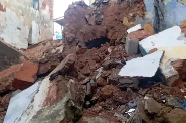 Tragic landslide claims three lives near Larache due to heavy rainfall