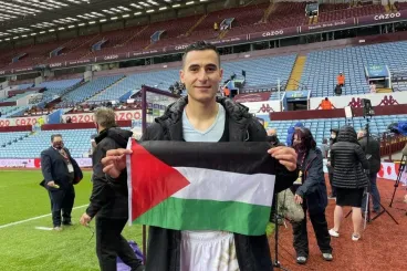 من الدوحة.. اللاعب الهولندي المغربي أنور الغازي يندد بالضربة الإسرائيلية على قطر.