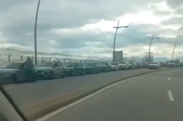 Long queues at the Morocco–Ceuta border as waiting times exceed six hours
