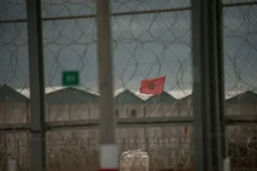 Nine migrants reach Ceuta by fence and sea amid dense fog
