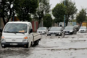 Moroccan ministry urges caution amid heavy rains and snow during school holidays