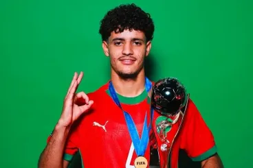 إسماعيل باعوف يجذب اهتمام الأندية الأوروبية الكبرى بعد تألقه في SC كامبور
