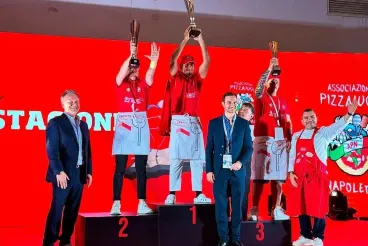 Moroccan Ayoub Ayache wins World Pizza Makers Championship in Naples