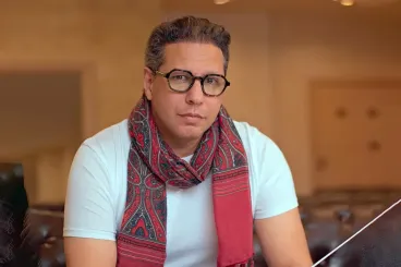 جوائز جرامي 2025: يوسف قزوم في السباق مع الموسيقى التصويرية لمسلسل الدولة العميقة