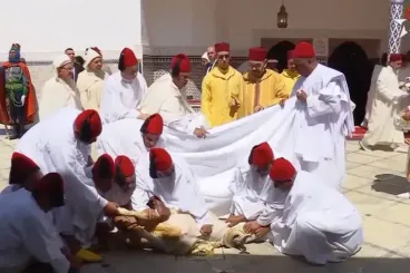Mohammed VI realizó la oración del Aïd Al-Adha en la mezquita Ahl Fès de Rabat