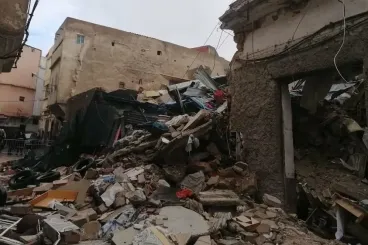Casablanca building collapse kills 2 and injures 2 in old medina