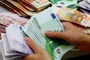 Moroccan expatriate remittances rise to 29.7 billion dirhams by March 2026