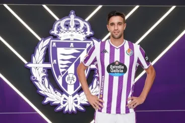 Real Valladolid presenta a su defensor marroquí Mohamed Jawab con versos del Corán